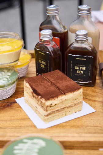 Tiramisu cốc Hima